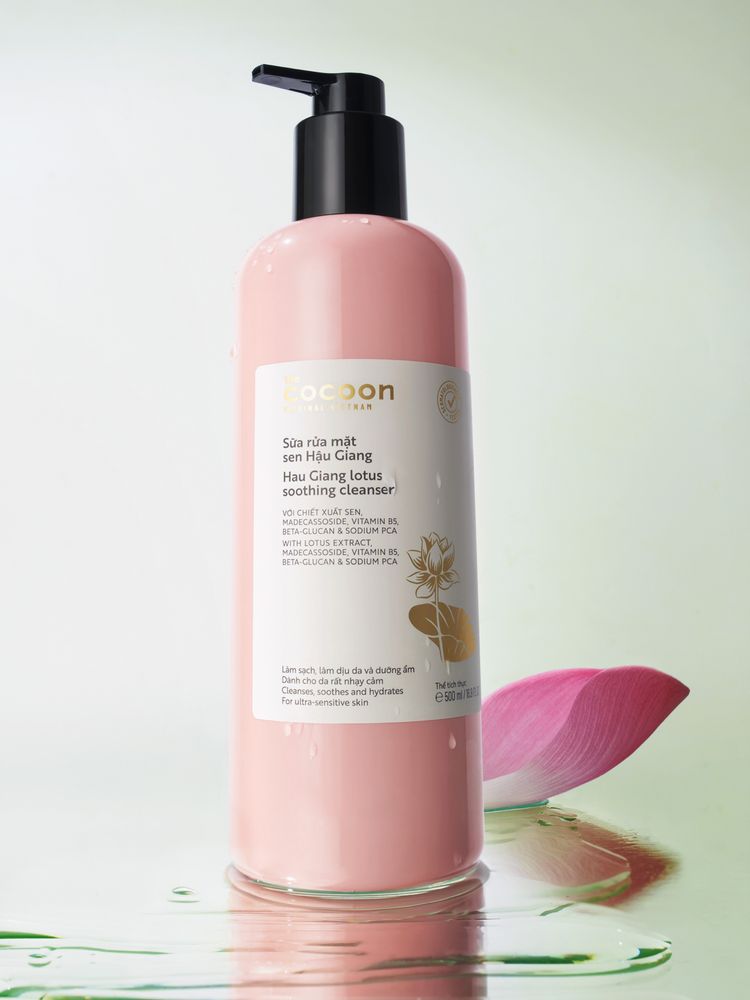 Sữa rửa mặt sen Hậu Giang 500ml - Ảnh 3